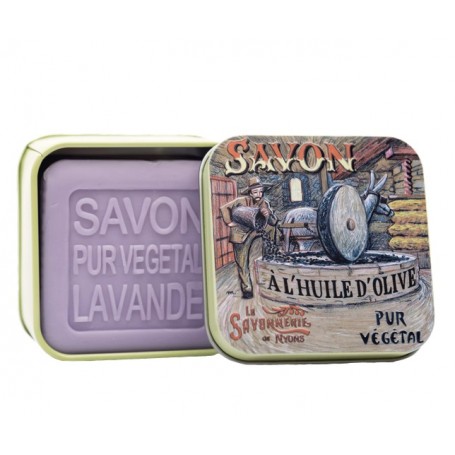 Savon en boîte métal, moulin La Savonnerie de Nyons à Paris chez Soap and the City, savons, bougies, parfums, encens et peluches
